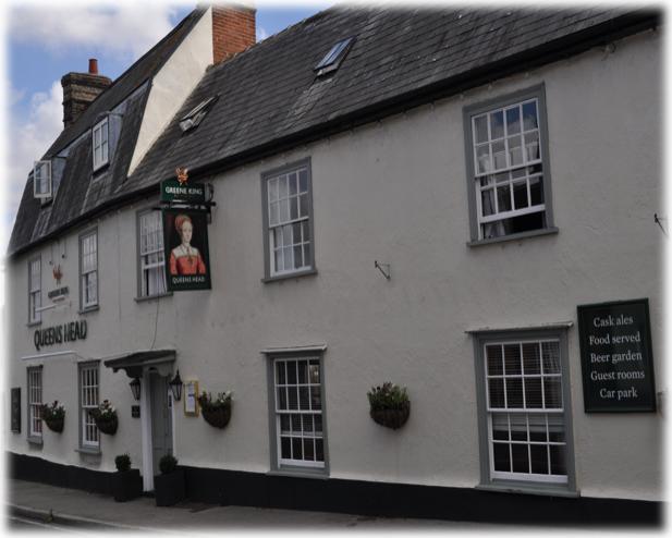 סאפרון וולדן Queens Head Inn מראה חיצוני תמונה